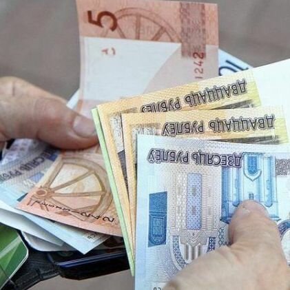 Почти половина белорусов зарабатывает меньше 1000 рублей «грязными» в месяц
